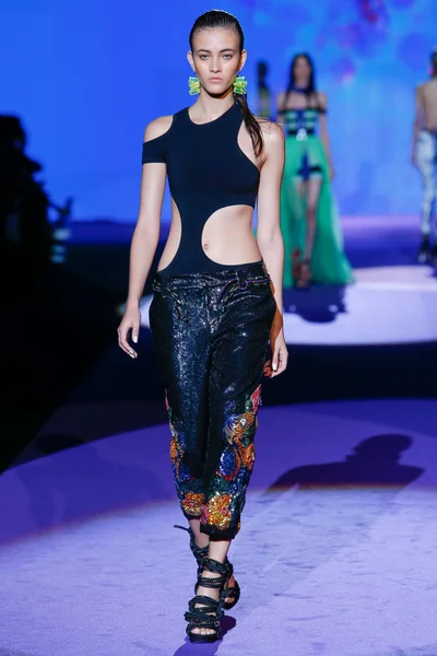 Look 6